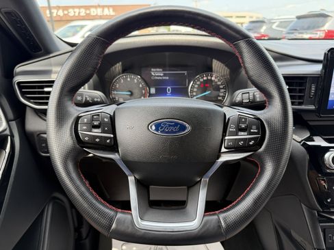 Used 2022 Ford Explorer ST-Line w/ Class IV Trailer Tow Package image 22