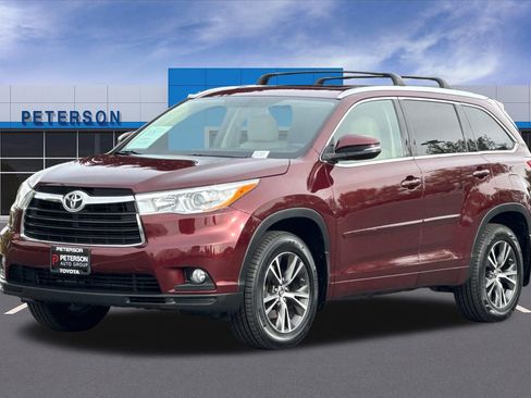 Used 2016 Toyota Highlander XLE AWD/4WD image 8