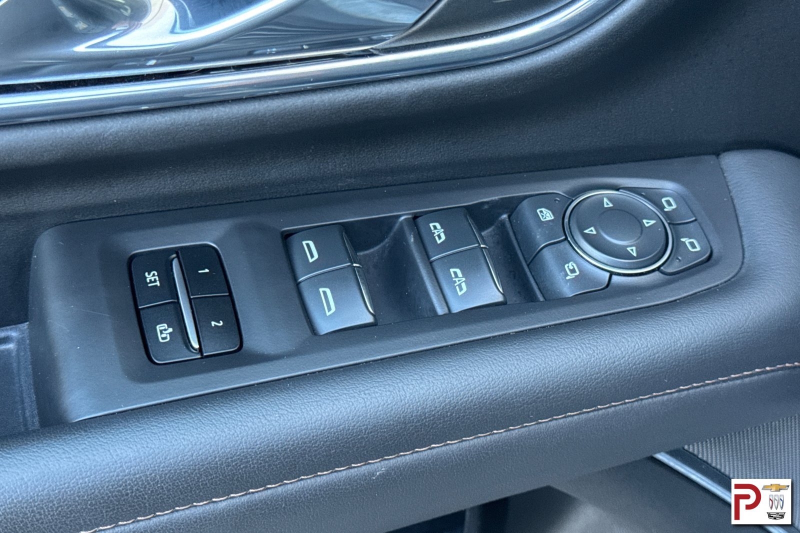 Used 2023 Chevrolet Suburban High Country AWD/4WD image 12