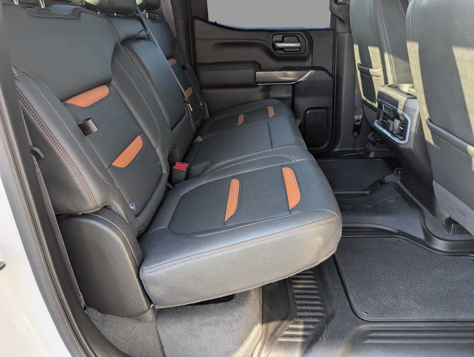 Used 2021 GMC Sierra 1500 AT4 w/ AT4 Carbonpro Edition AWD/4WD image 39