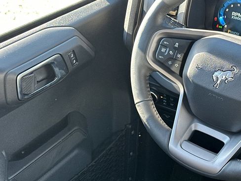 New 2025 Ford Bronco Badlands image 21
