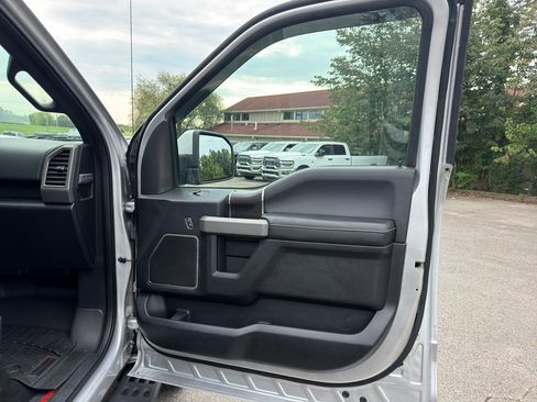 Used 2018 Ford F150 Raptor w/ Equipment Group 802A Luxury AWD/4WD image 19