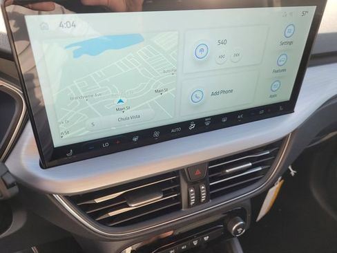 New 2025 Ford Escape SE w/ PHEV Premium Package FWD image 9