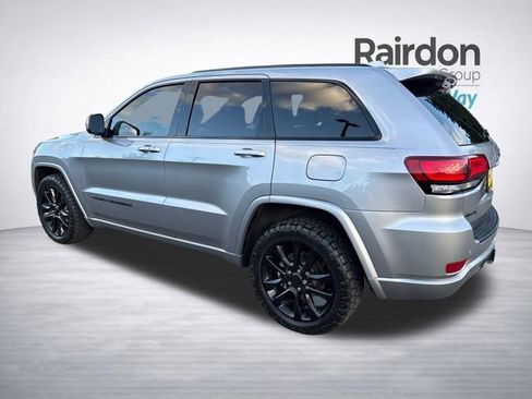 Used 2021 Jeep Grand Cherokee Laredo X AWD/4WD image 5