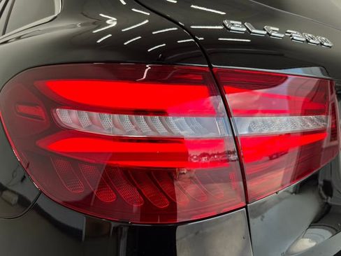 Used 2019 Mercedes-Benz GLC 300 image 32