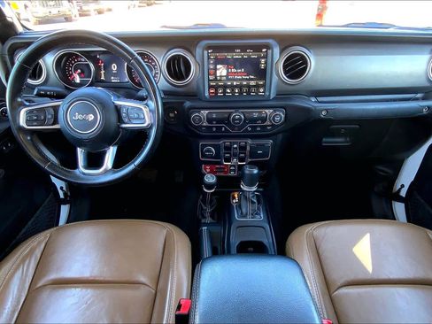 Used 2020 Jeep Gladiator Rubicon image 16