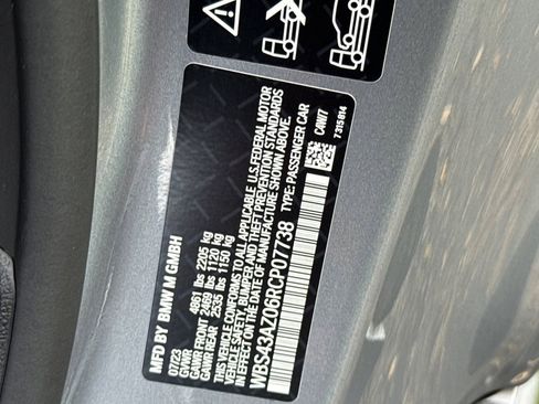 Used 2024 BMW M4 xDrive Competition w/ Executive Package image 39