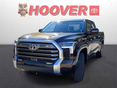 Used 2023 Toyota Tundra Limited image 6