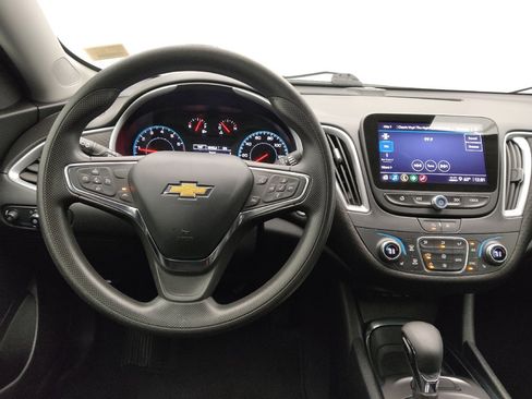 Used 2023 Chevrolet Malibu LT FWD image 22