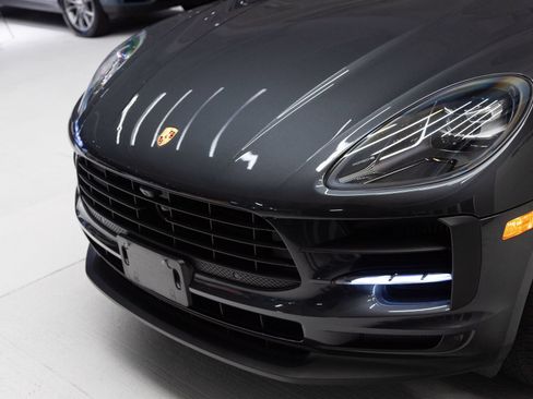 Certified 2020 Porsche Macan S AWD/4WD image 33