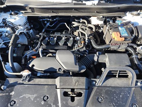 Certified 2023 Honda CR-V EX image 33