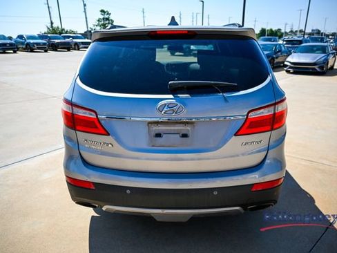 Used 2014 Hyundai Santa Fe Limited FWD image 4