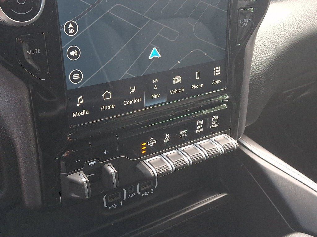 Used 2023 RAM 1500 Laramie AWD/4WD image 16