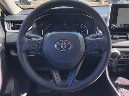 Used 2024 Toyota RAV4 XLE image 18