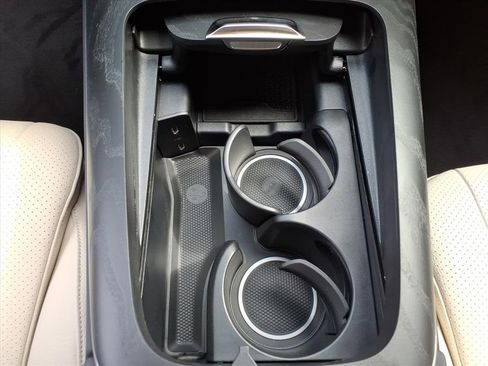 New 2026 Mercedes-Benz E 450 4MATIC Sedan image 24