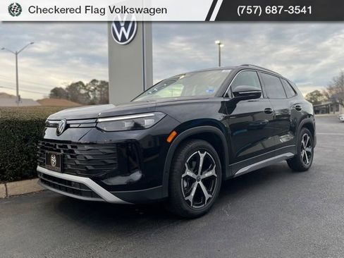 New 2026 Volkswagen Tiguan SE image 1