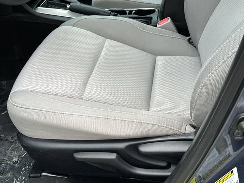 Used 2015 Toyota Corolla LE FWD image 14