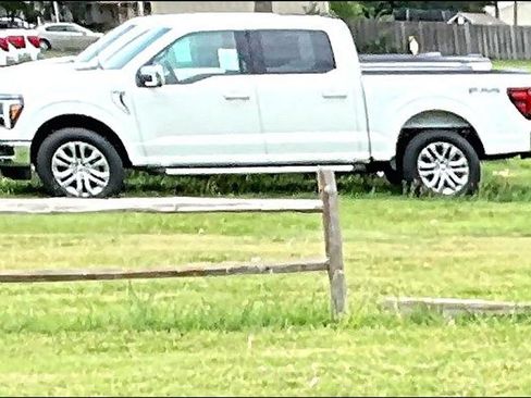 Used 2022 Ford F150 Lariat w/ Equipment Group 502A High AWD/4WD image 33