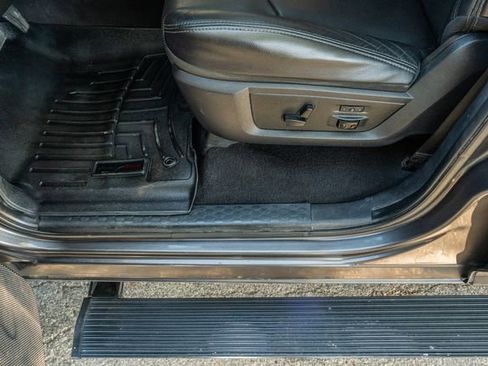 Used 2018 RAM 2500 Laramie w/ Sport Appearance Group image 18