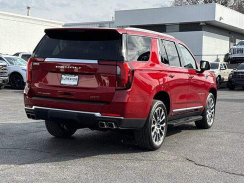 Used 2025 GMC Yukon Denali w/ LPO, Floor Liner Package image 3