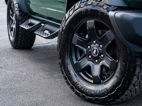Used 2024 Ford Bronco Black Diamond AWD/4WD image 2