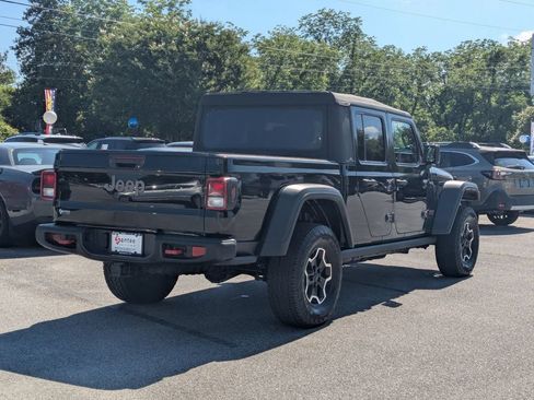 Used 2021 Jeep Gladiator Rubicon w/ Cold Weather Group AWD/4WD image 3