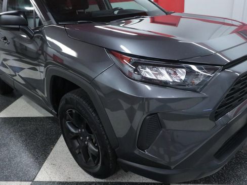 Used 2022 Toyota RAV4 LE image 30