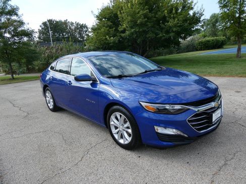 Used 2023 Chevrolet Malibu LT FWD image 3