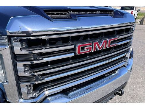 Used 2020 GMC Sierra 3500 SLT w/ SLT Convenience Package AWD/4WD image 32