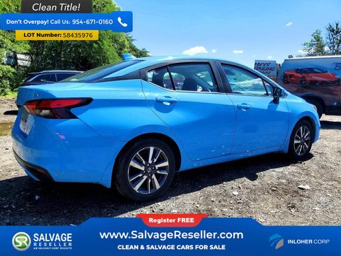 Used 2021 Nissan Versa SV FWD image 4