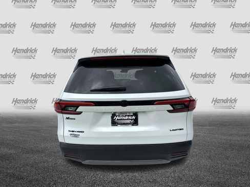 Used 2024 Toyota Grand Highlander AWD Hybrid image 9
