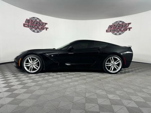 Used 2018 Chevrolet Corvette Stingray Coupe w/ Battery Protection Package image 4