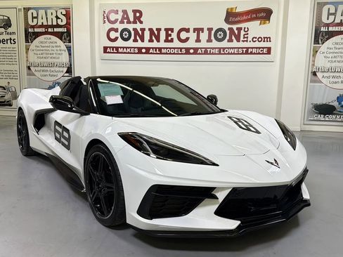 Used 2024 Chevrolet Corvette Stingray Preferred Conv w/ 2LT RWD image 2
