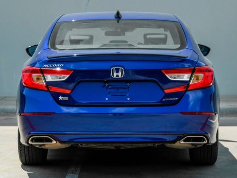 Used 2021 Honda Accord Sport image 10