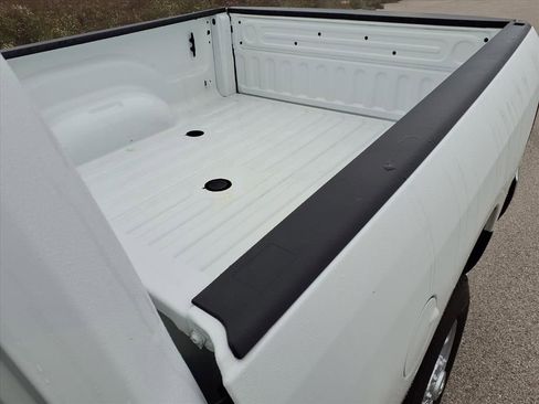 Used 2024 RAM 2500 Tradesman w/ Chrome Appearance Group image 28