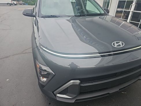 Used 2026 Hyundai Kona SEL Sport FWD image 8