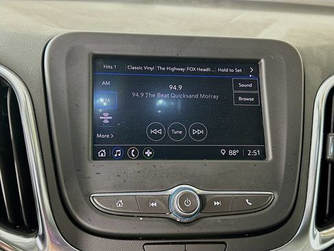 Used 2024 Chevrolet Equinox LS w/ LS Convenience Package FWD image 21