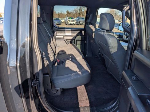 Used 2017 Ford F150 XLT w/ Equipment Group 302A Luxury image 12