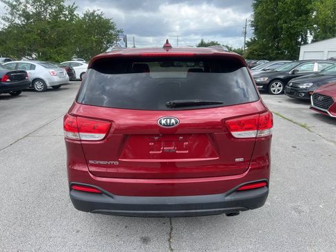 Used 2016 Kia Sorento FWD image 7