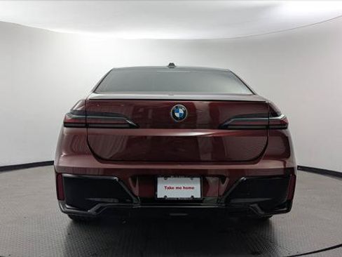 Used 2023 BMW 740i RWD image 7