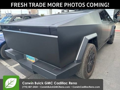 Used 2025 Tesla Cybertruck AWD Crew Cab image 5