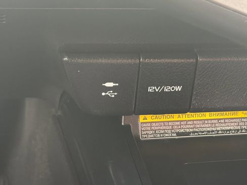 Used 2018 Toyota Camry XSE w/ Driver Assist Package image 31