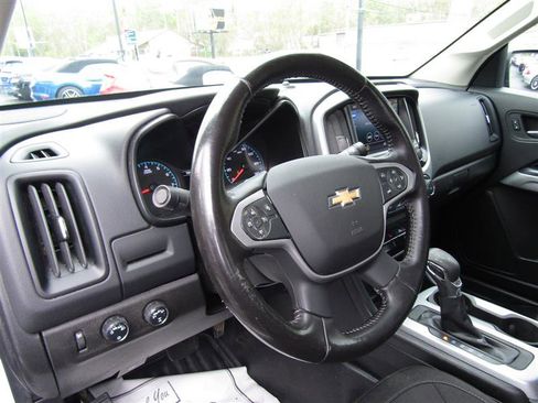 Used 2022 Chevrolet Colorado LT w/ Fleet Safety Package image 13