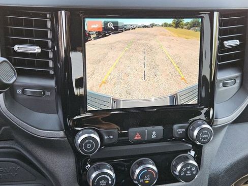 New 2025 RAM 2500 Tradesman w/ Chrome Appearance Group image 15