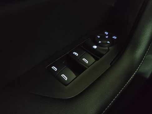 Used 2024 Chevrolet Blazer LT w/ Convenience Package FWD image 27