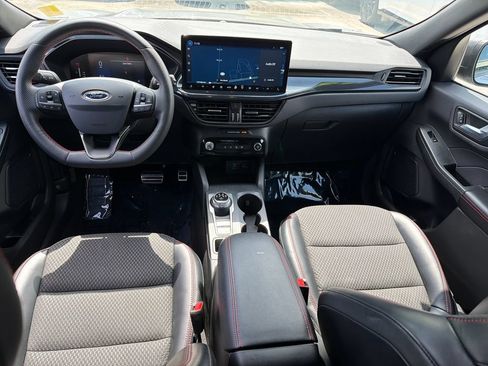 Used 2023 Ford Escape ST-Line w/ Tech Pack #1 AWD/4WD image 14
