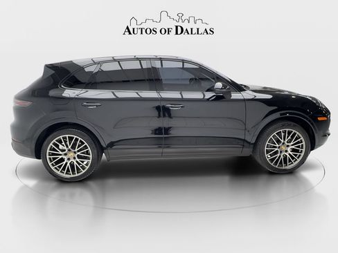 Used 2023 Porsche Cayenne Platinum Edition AWD/4WD image 6