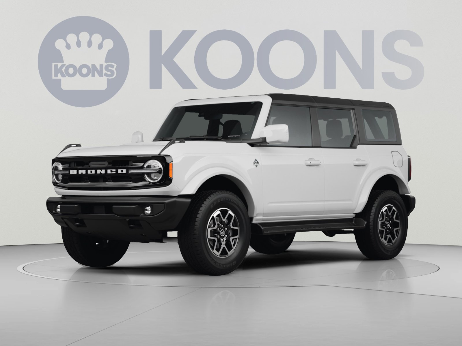 Used 2025 Ford Bronco Outer Banks AWD/4WD image 1