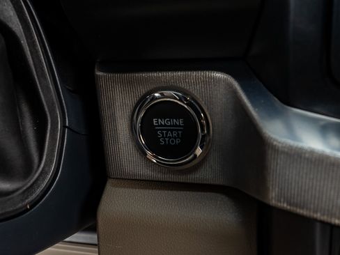 Used 2026 Ford F450 Platinum w/ Platinum Plus Package image 23