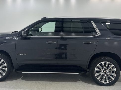 Used 2025 Chevrolet Tahoe High Country image 2